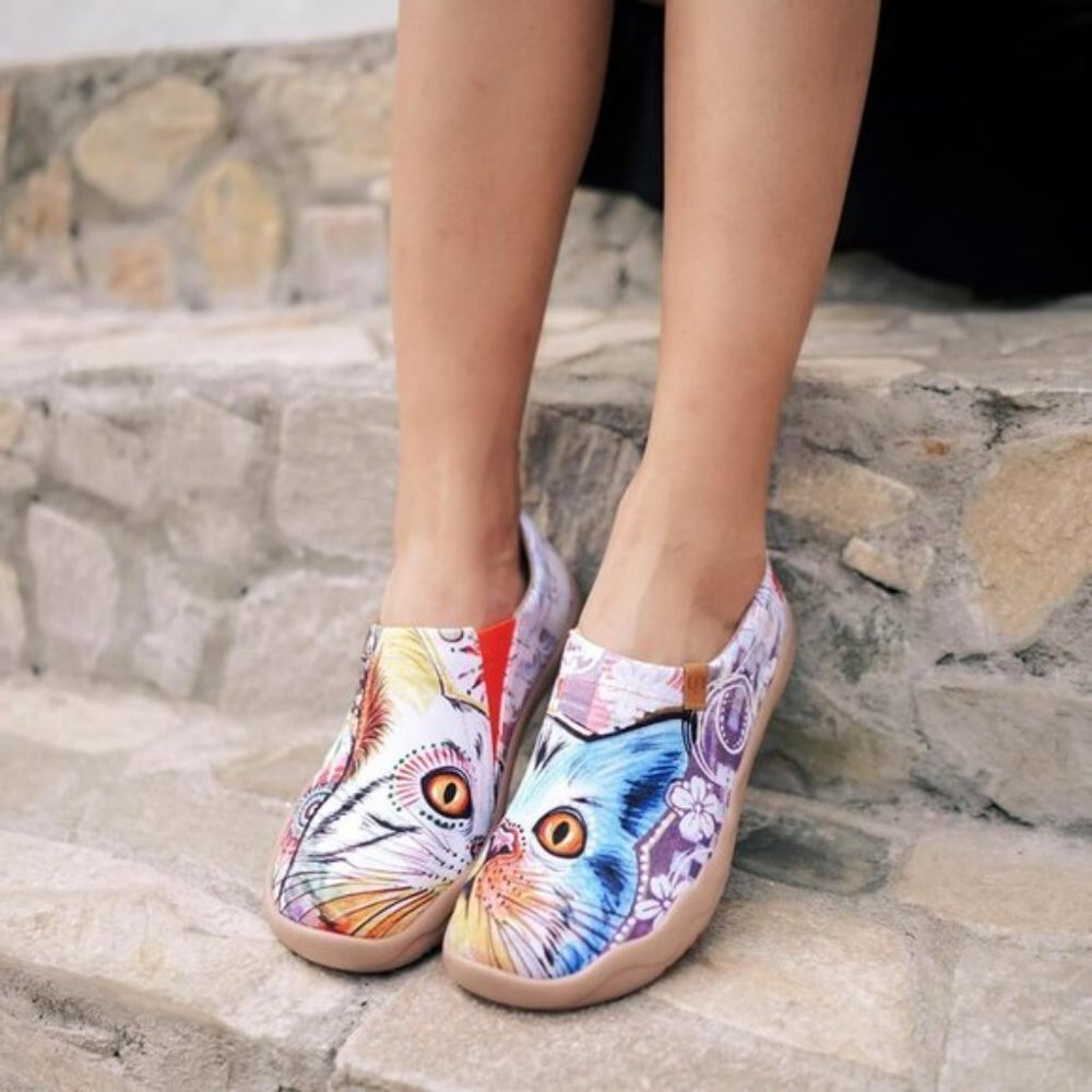 Size 5 NWT UIN Slip On Shoes Canvas Comfortable Loafers Cheer Up - Picture 2 of 4